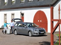 Subaru Legacy Wagon photo