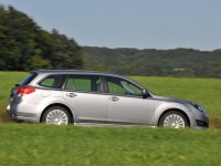 Subaru Legacy Wagon photo